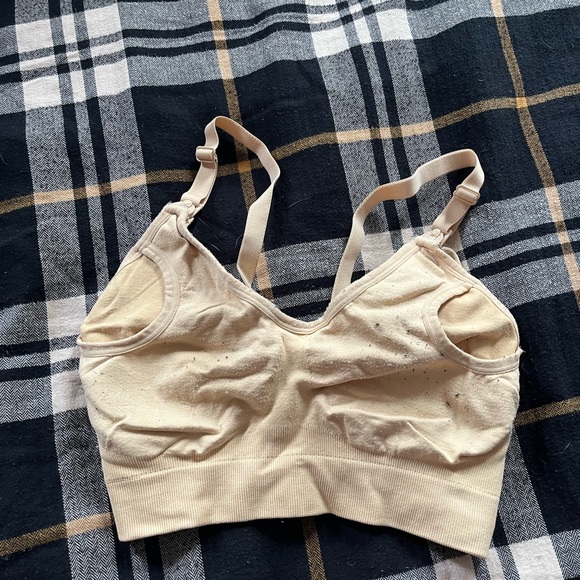 Variety Set - Pumping/Nursing Bras Size - Picture 3 of 16